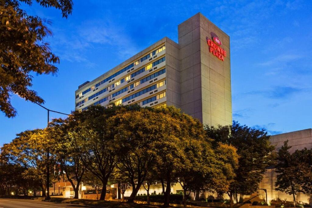 Crowne Plaza Hotel Knoxville, an IHG Hotel image