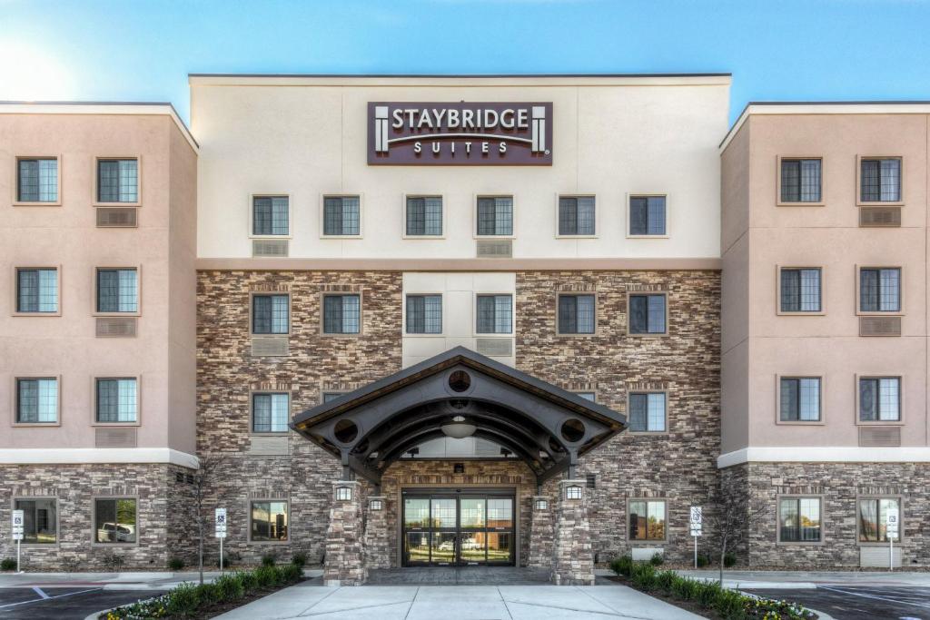 Staybridge Suites St Louis - Westport, an IHG hotel image