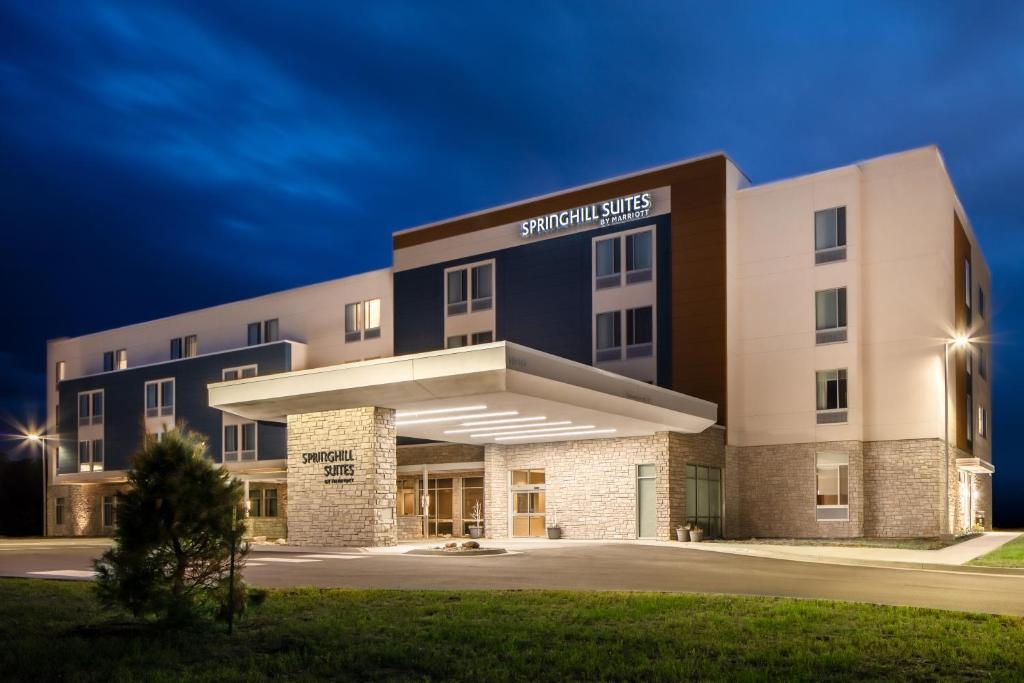 SpringHill Suites by Marriott Ames image