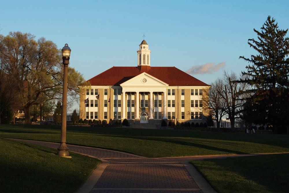 Wow! We found the Best Hotel James Madison University. Save time searching!